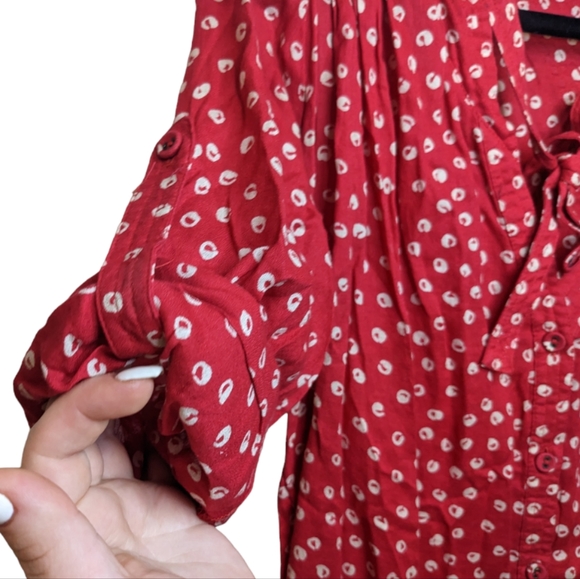 French Connection Red Polka Dot Button Down Shirt Size 6 ❤️ - Picture 7 of 13